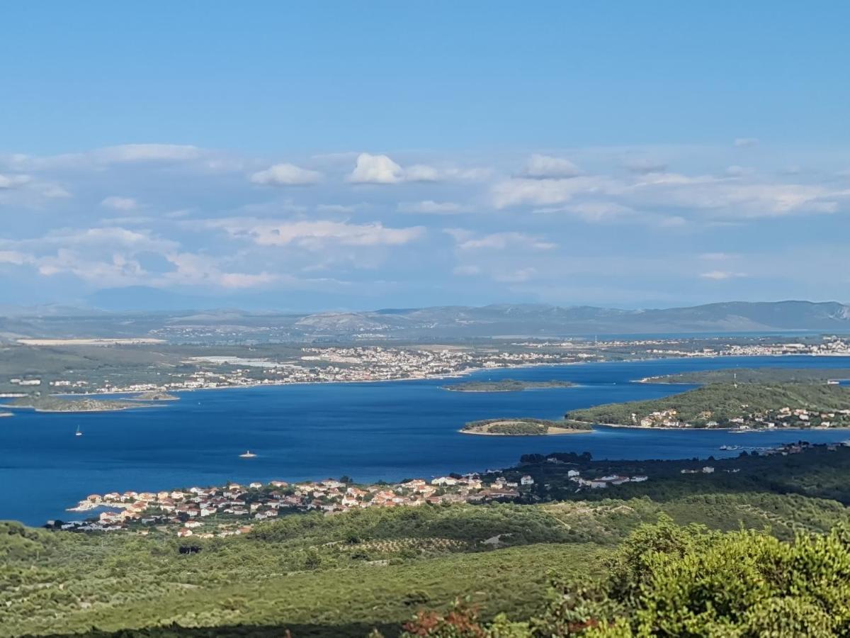 Apartmani Cosic Ante Dobropoljana Esterno foto