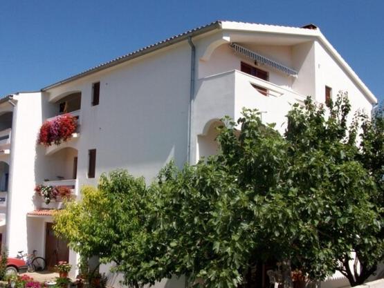 Apartmani Cosic Ante Dobropoljana Camera foto