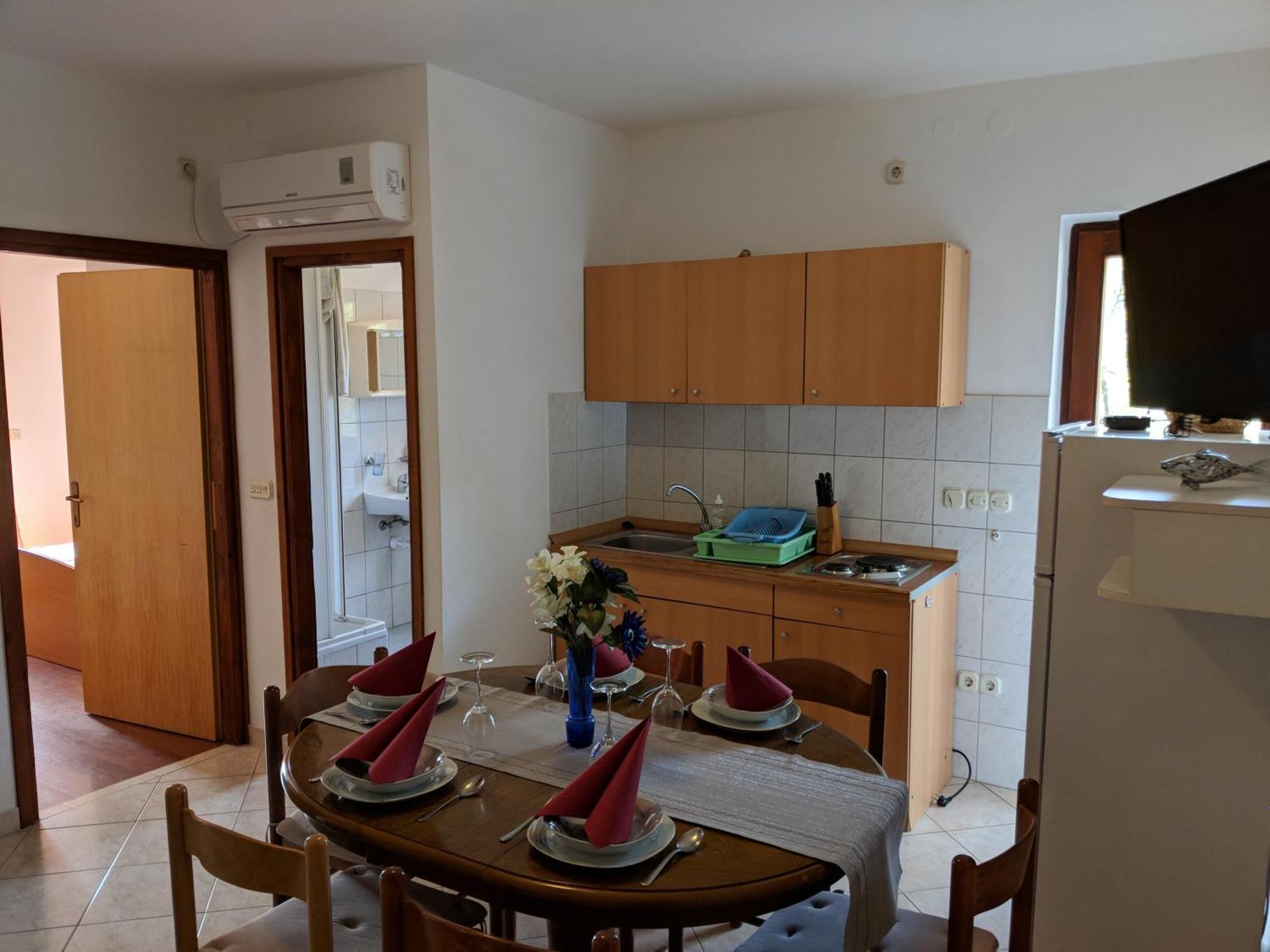 Apartmani Cosic Ante Dobropoljana Camera foto